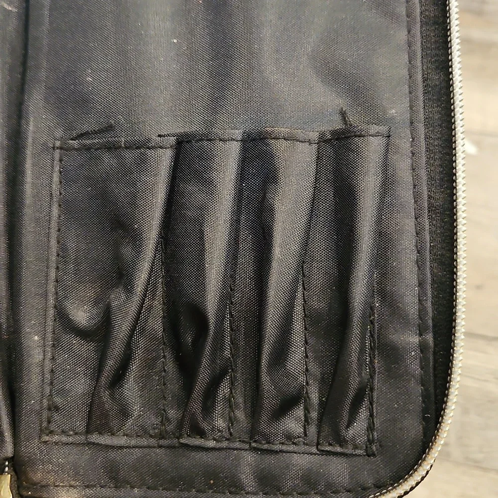 Isaac Mizrahi Black and WhiteFloral Pencil case